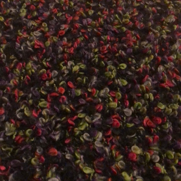 Warm and fuzzy Steve Madden infinity scarf - Picture 3 of 4